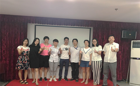  通發(fā)激光的家人們和各位美女初次見面！